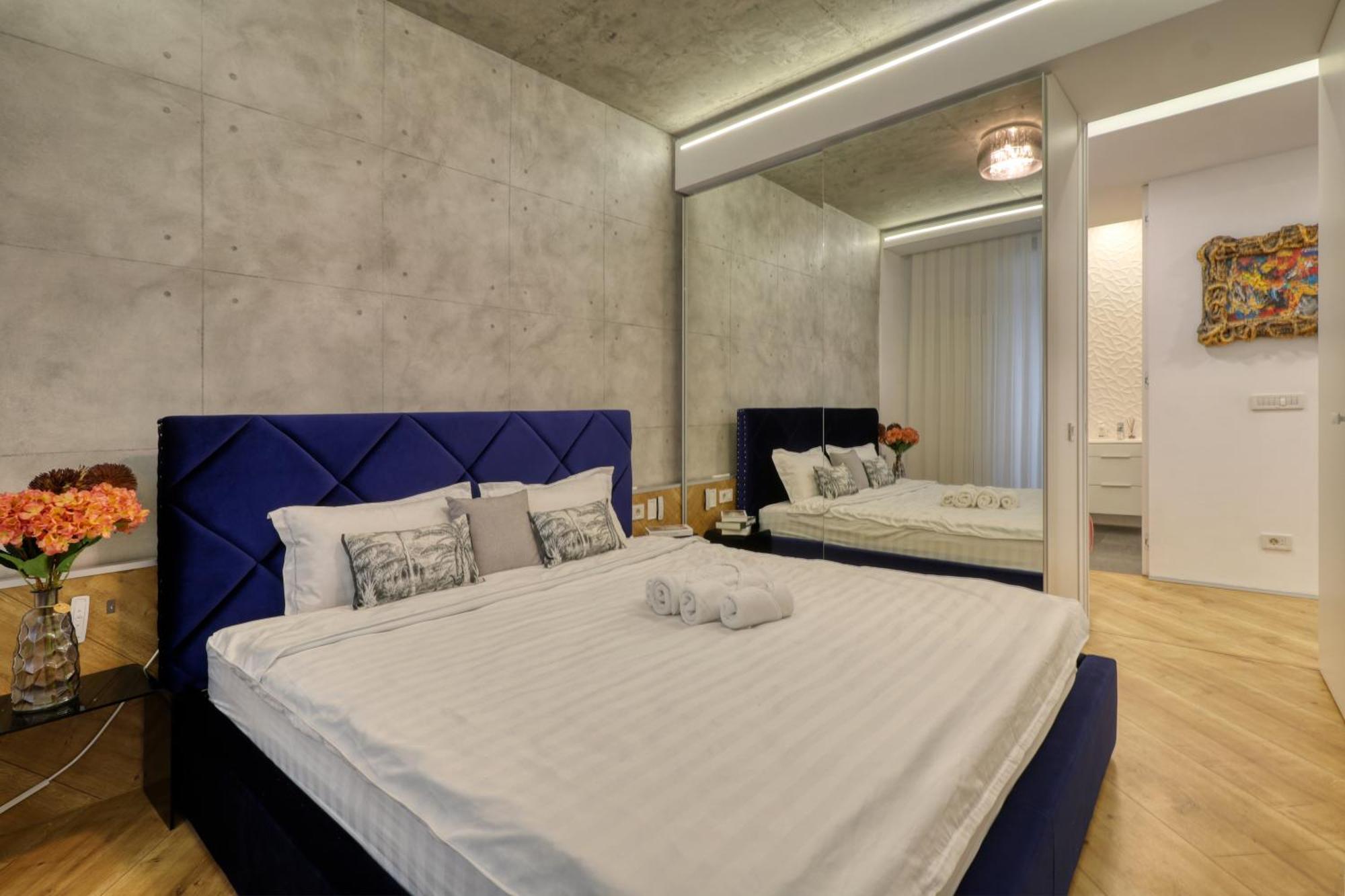 Penthouse Floreasca Bukarest Exteriör bild